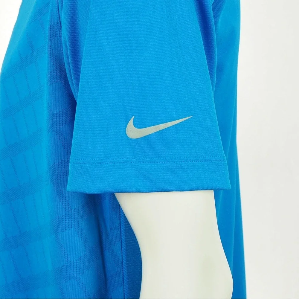 Nike Golf Polo Shirt Mens Medium Blue Geometric Dri-Fit Tour Performance Blend
